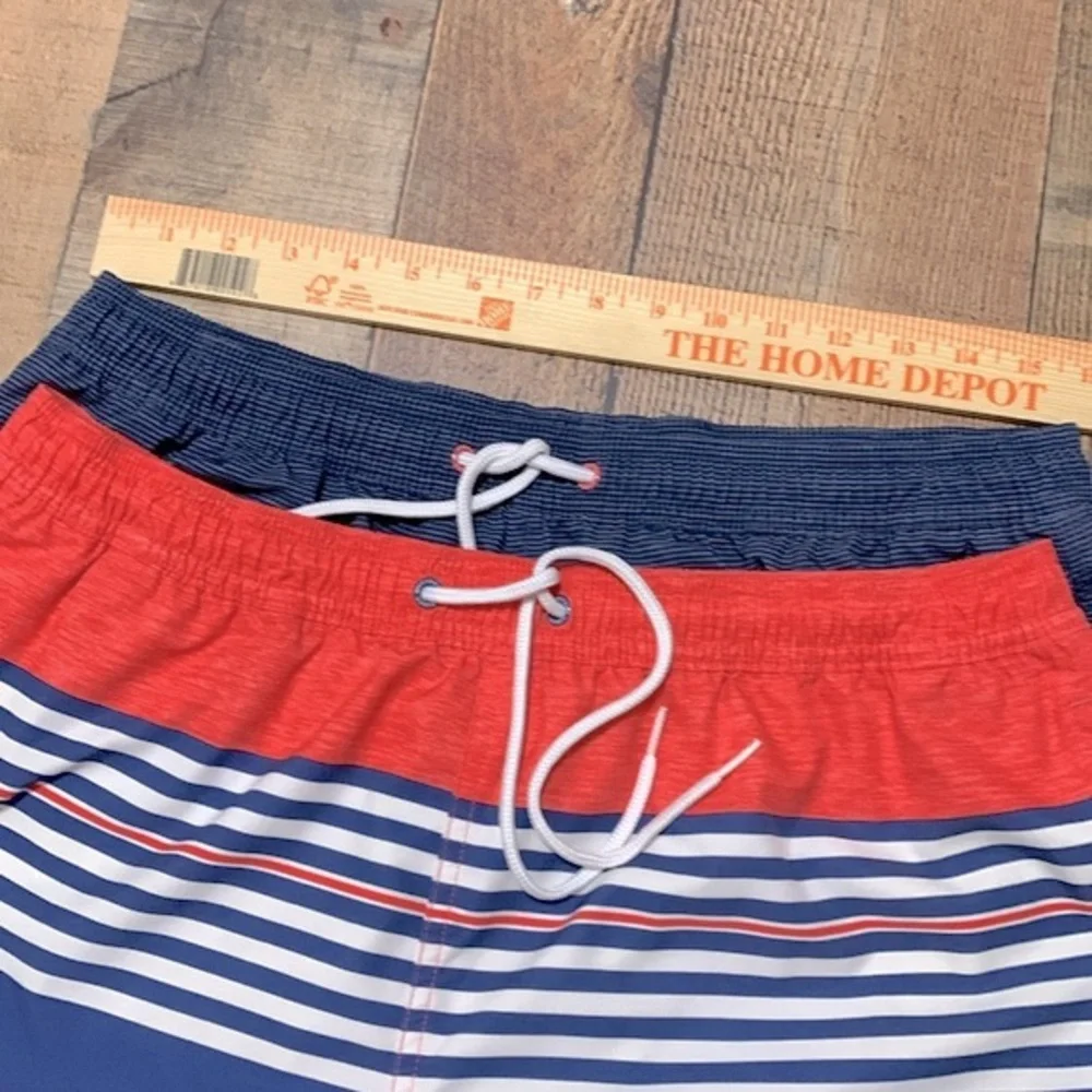 Vineyard Vines Lot of 2 Mens Size Large Swim Trunks Shorts Lined Striped